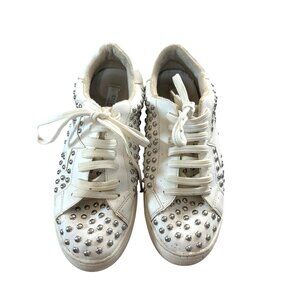 Steven New York Womens Sneakers White Silver Studs Size 9.5 M